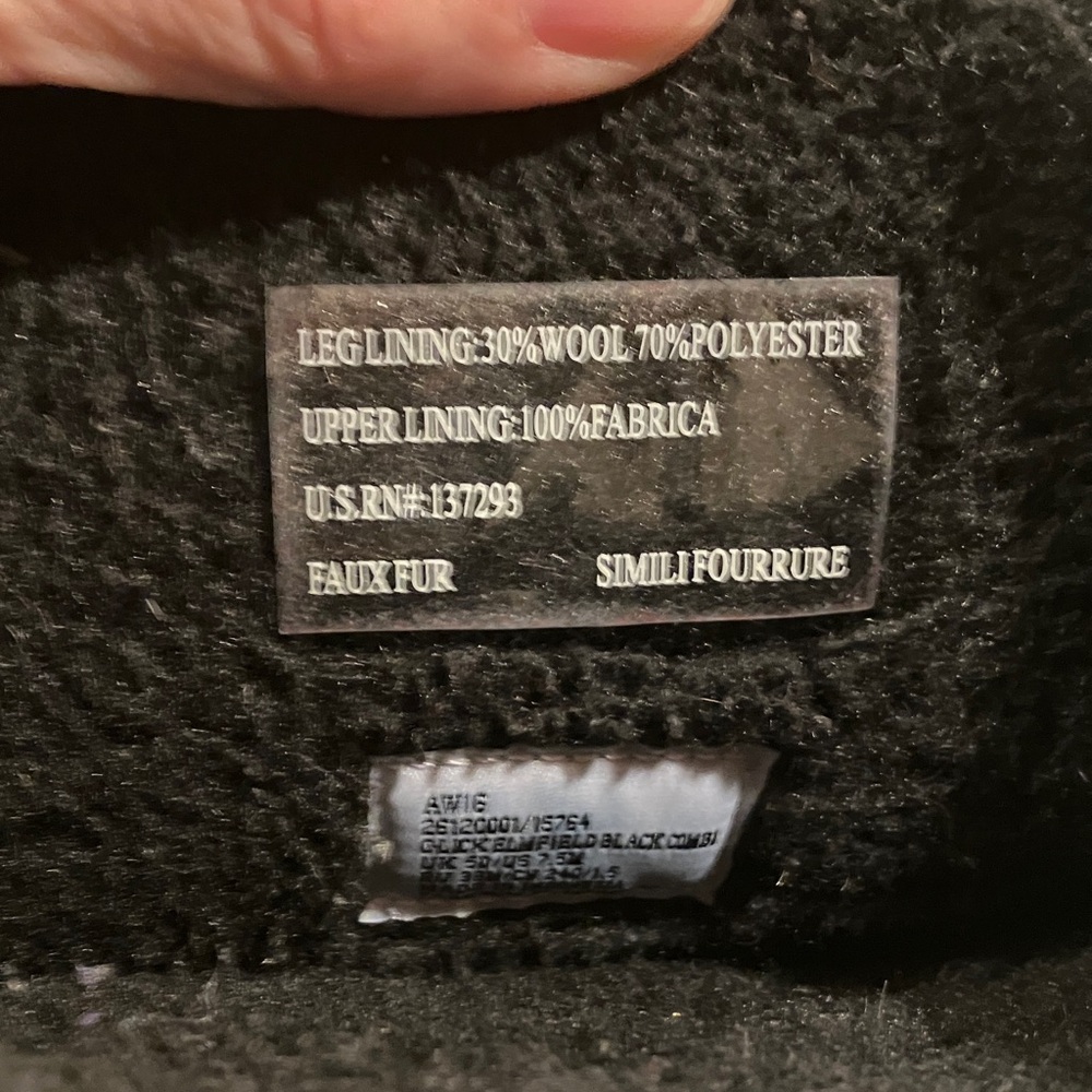 CLARK’S Black Women's Boots. Pull-On Size 7.5 Gently loved. Leather & Suede - Picture 2 of 11